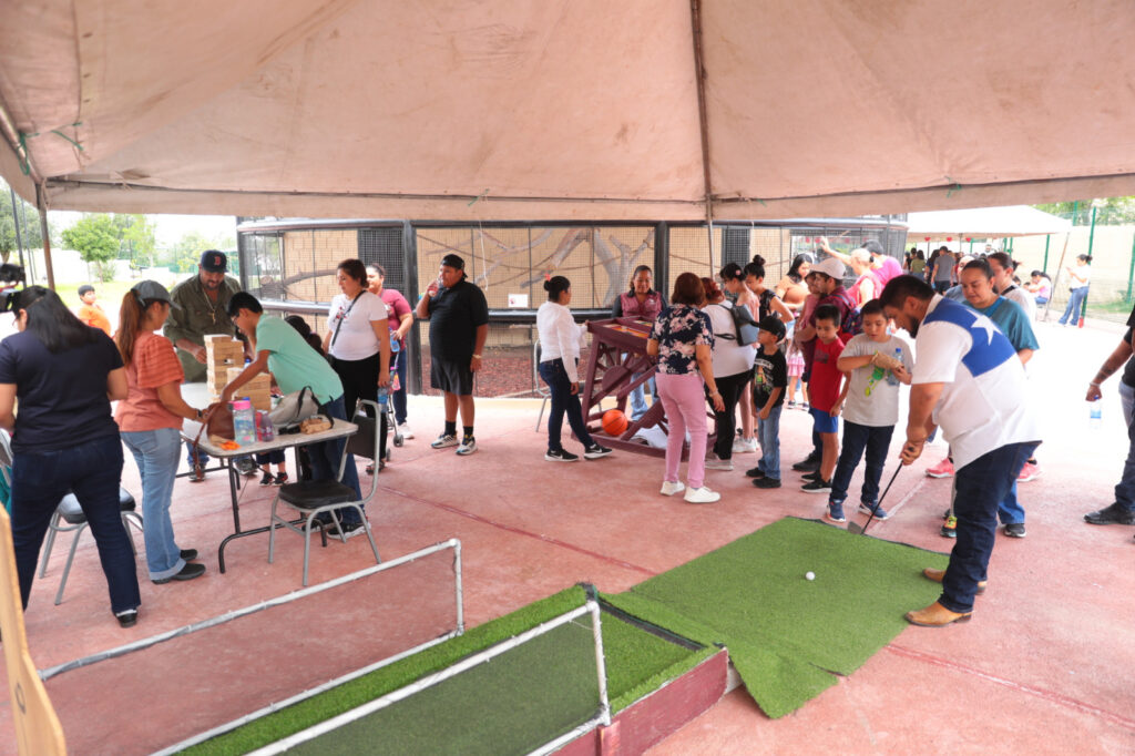 Se divierten niños y adultos con “Tarde Social UNE” en el Zoológico de Nuevo Laredo