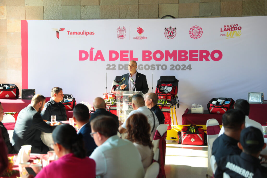 Conmemora Gobierno Municipal Laredo Día del Bombero con emotivo reconocimiento a elementos de Nuevo Laredo