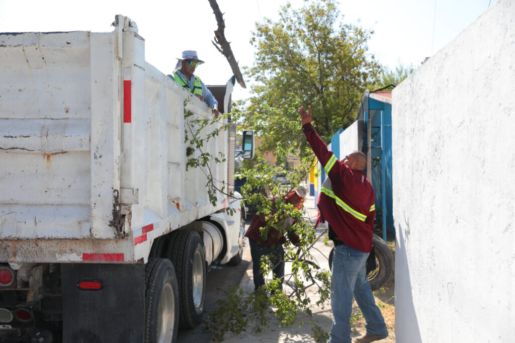 Apoya Gobierno de Nuevo Laredo limpieza y mantenimiento de escuelas públicas 