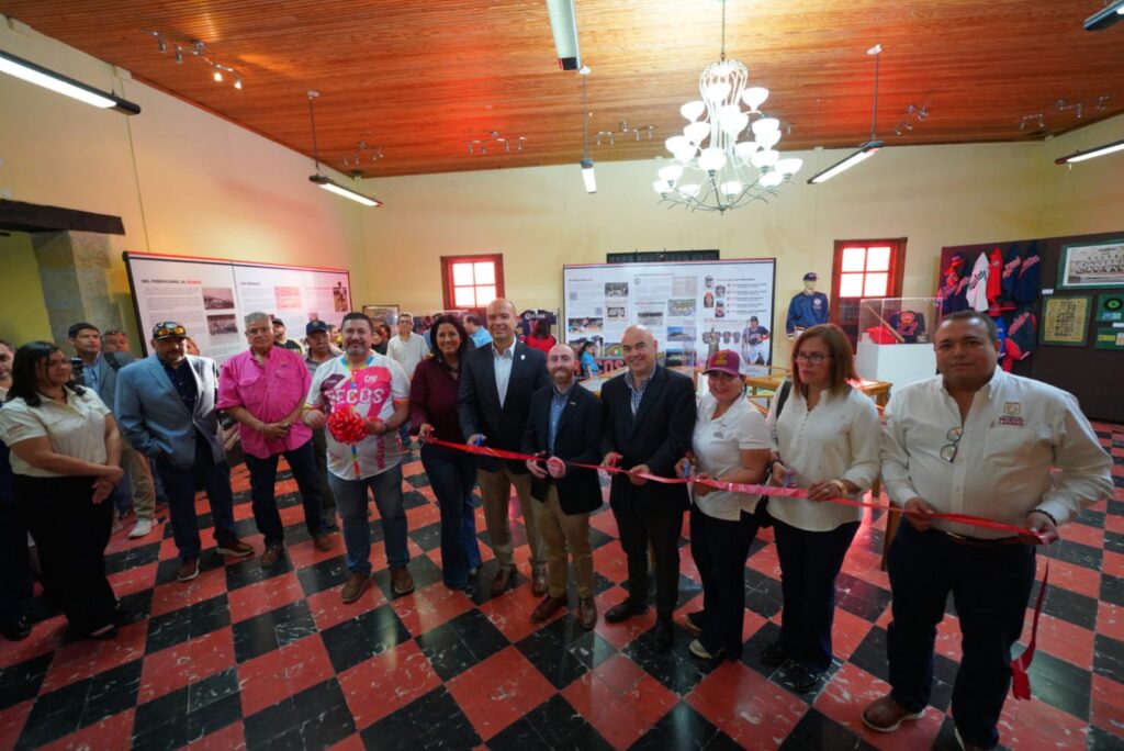 Inauguran exposición “Tecos / 85 años de orgullo fronterizo” en el Archivo Histórico de Nuevo Laredo