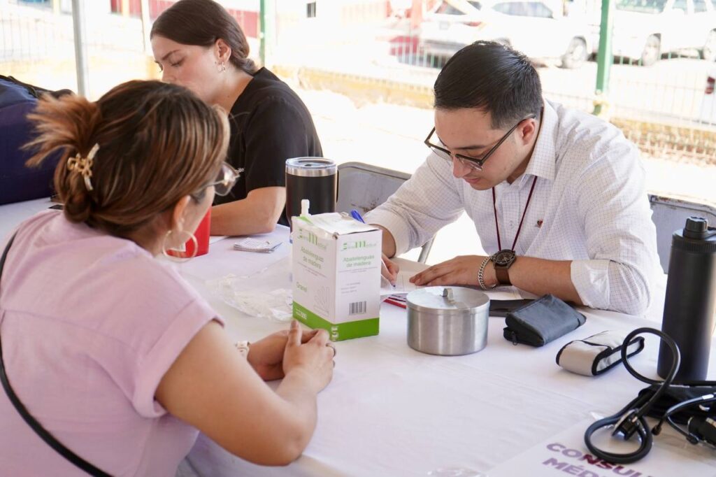 Presidencia Cerquita de Ti llega a la colonia Hidalgo