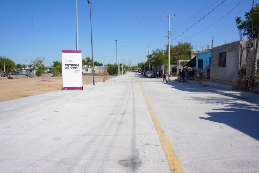 Entrega Carmen Lilia Canturosas obras en la 150 Aniversario