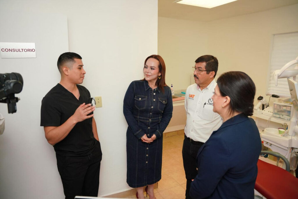 Impulsa Carmen Lilia Canturosas servicios de salud con rehabilitación completa de clínica dental