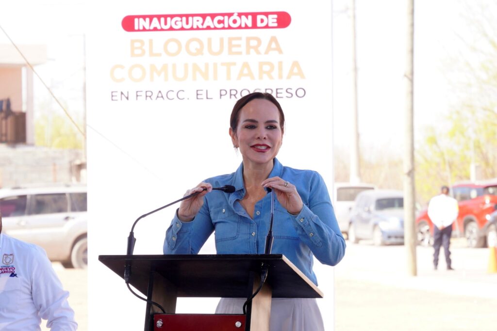 Inaugura Carmen Lilia Canturosas bloquera comunitaria al poniente de nld