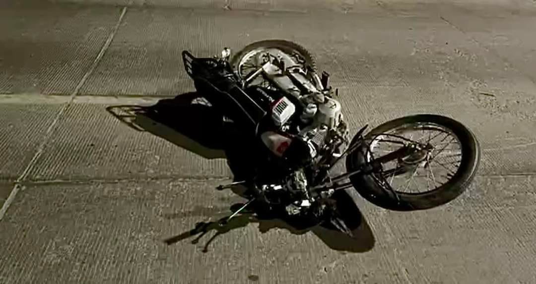 Motociclista fallece tras colisión con autobús en Nuevo Laredo