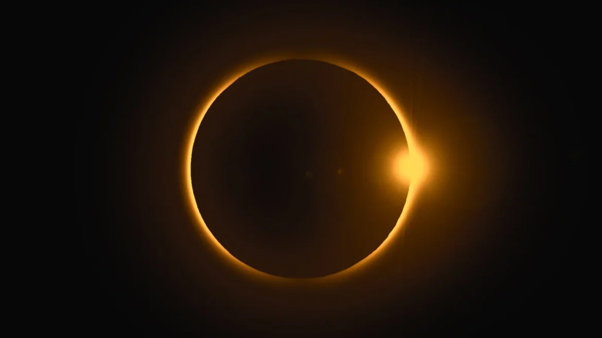 ¡Cuidado con el Eclipse Total Solar! Protege tus ojos, el daño es irreversible