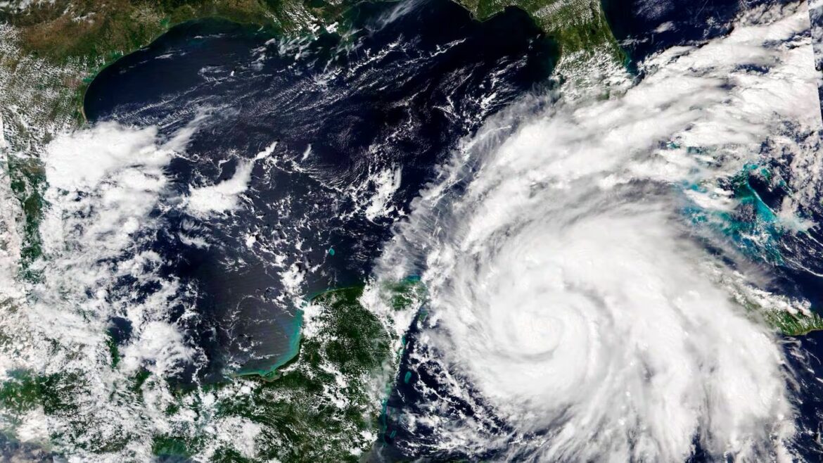 México se prepara para la temporada de huracanes de mayo