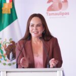 Liberan tráfico de autopista Monterrey-Nuevo Laredo; Cumple alcaldesa Carmen Lilia Canturosas con transportistas