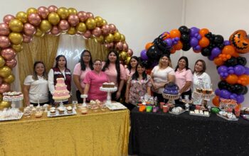 Exhibición de repostería y globoflexia en CEDIF Nuevo Laredo: Alumnas muestran su talento y progreso