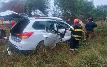 Conductor resulta lesionado tras accidente en carretera Victoria-Monterrey