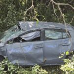 Se salva de milagro tras caer con su vehículo a un barranco en Tamaulipas