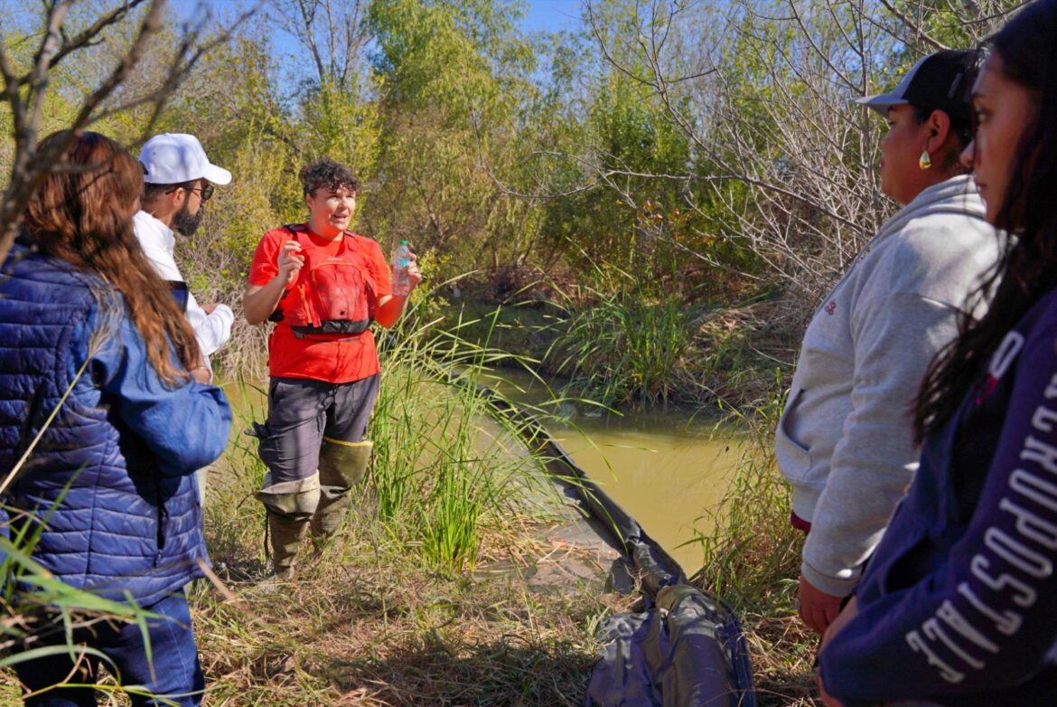 Fortalece Nuevo Laredo acciones de saneamiento del río Bravo; es primer municipio en Tamaulipas con sistema para detener residuo sólidos