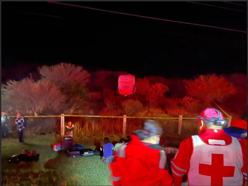 Autobús choca contra tráiler en Tamaulipas: 2 muertos y 20 heridos