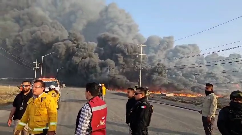 ¡Alerta en Nuevo León! Incendios incontrolables obligan a evacuar a trabajadores y afectan múltiples municipios