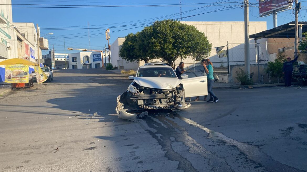 Cafre destroza auto de minusválido y huye en ciudad victoria