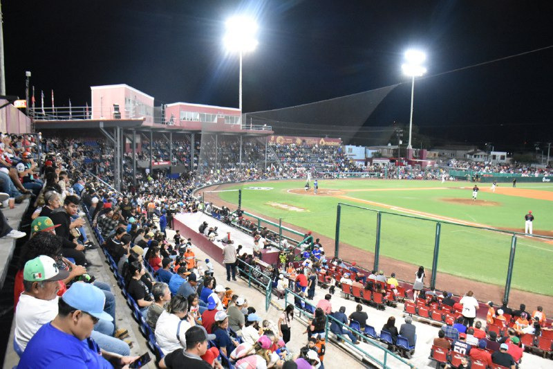 Nuevo Laredo se une por la inclusión: más de 3 mil personas apoyan al DIF en juego de Tecos con causa