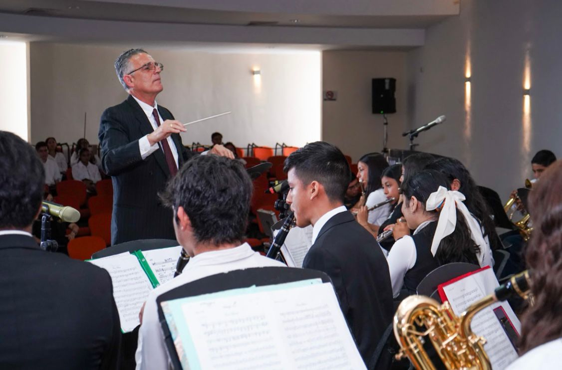 Con notas que cambian vidas, DIF Nuevo Laredo celebra graduación en su Escuela de Música