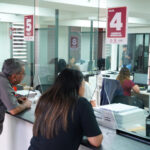 Avanza entrega de pólizas de seguro a contribuyentes cumplidos en Nuevo Laredo