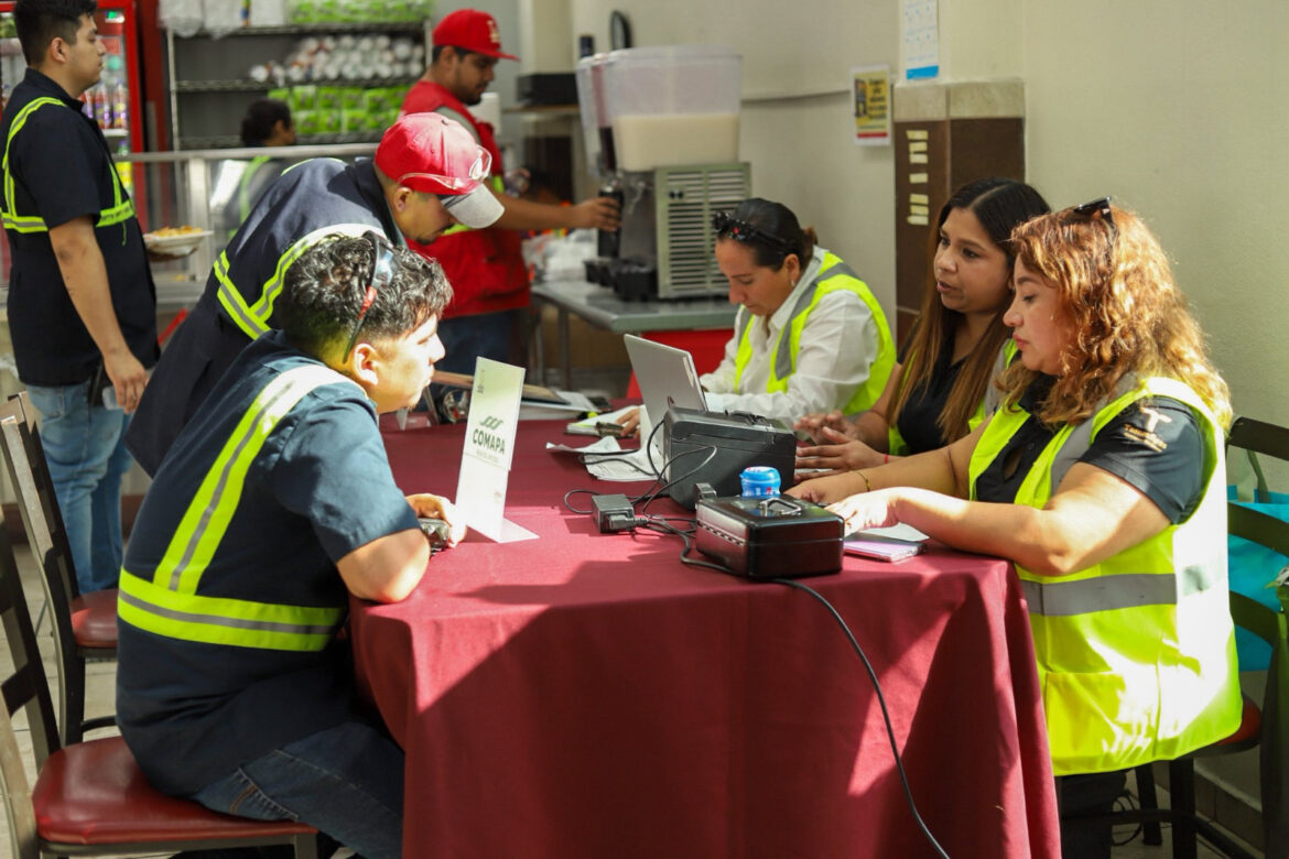 Gobierno de Nuevo Laredo acerca servicios a más de 270 trabajadores de la empresa Chromalox