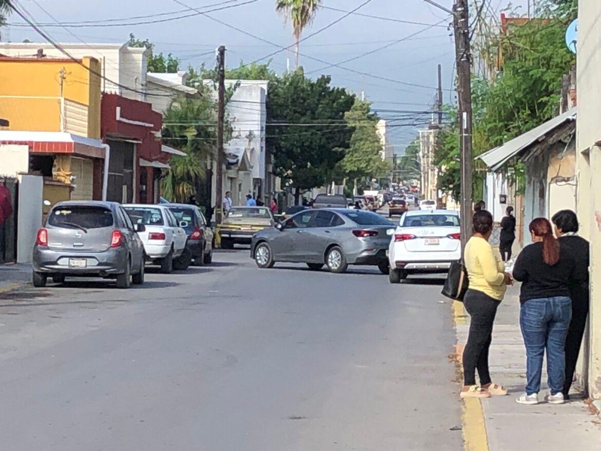 Atacan a balazos a mujer en pleno centro de Ciudad Victoria