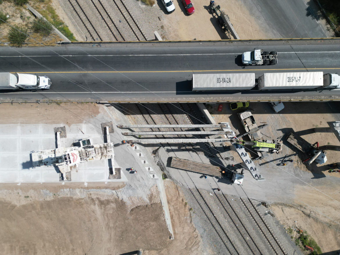 Avanza rehabilitación de puente en Carretera MEX II: obra clave para el comercio y la conectividad de Nuevo Laredo