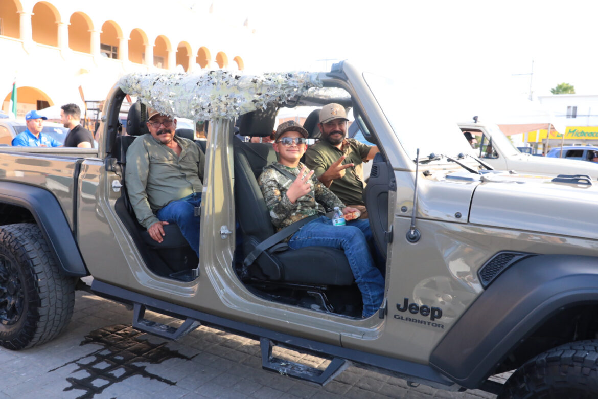 Nuevo Laredo da la bienvenida a la temporada de caza con el Desfile Cinegético 2025