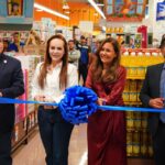 Inaugura alcaldesa Carmen Lilia Canturosas la tienda 10 de Smart; refrendan empresas nacionales confianza en Nuevo Laredo