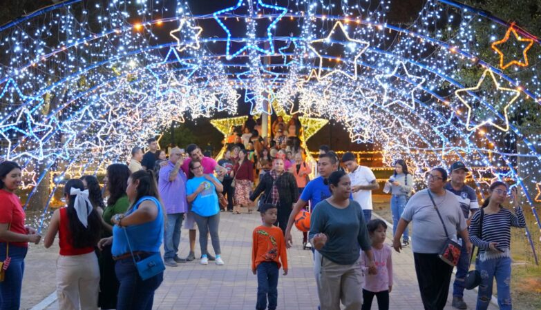 A punto de comenzar la magia navideña en Nuevo Laredo: falta poco para el Viveros Mágico 2025 y el encendido del pino