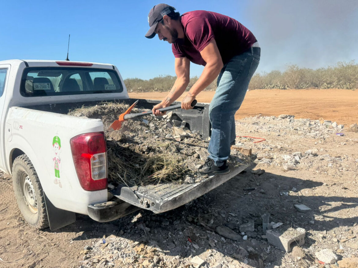 Gobierno de Nuevo Laredo hace llamado a evitar tirar basura en vía pública; sancionan a responsable tras evidencias encontradas