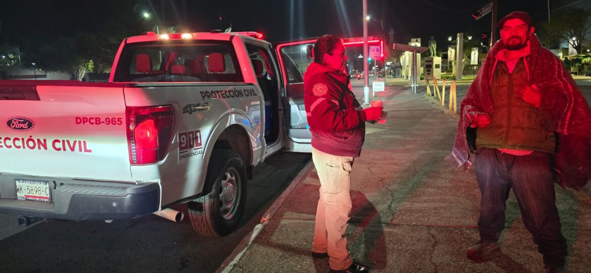 Protección Civil y Bomberos implementa operativo carrusel ante bajas temperaturas en Nuevo Laredo