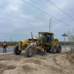 Nuevo Laredo continúa rehabilitación de caminos rurales