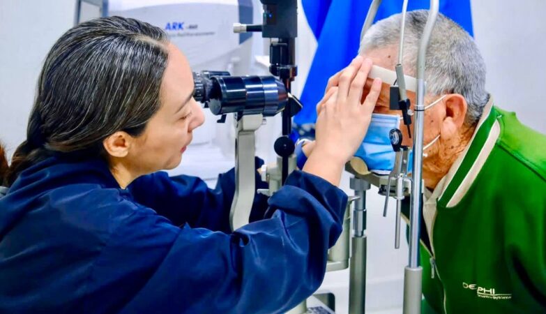 DIF Nuevo Laredo realiza con éxito la 8ª campaña de cirugías de cataratas