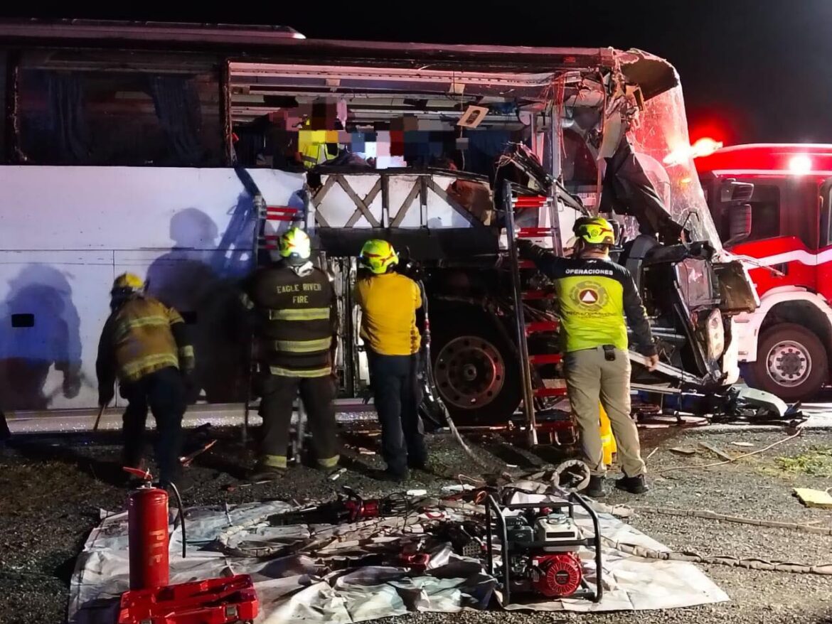 Fatal choque de autobús en la Victoria–Zaragoza deja 2 muertos y 15 heridos