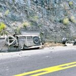 Accidente en curva deja pipa volcada en la Rumbo Nuevo