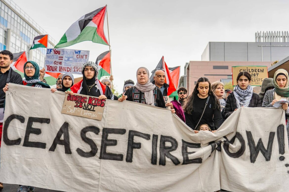 Irán insiste en negociar con EU pese a fracaso de primer acercamiento