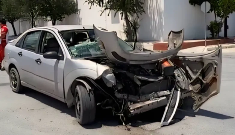 Choque de ambulancia en Reynosa deja cuatro heridos