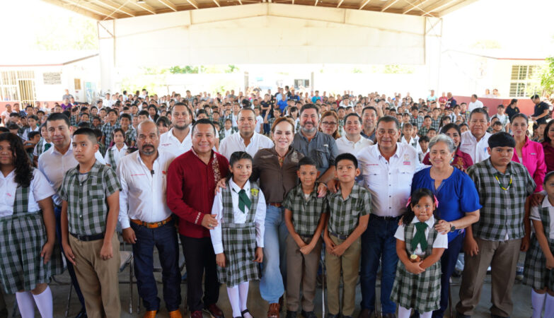 Fortalece Gobierno de Carmen Lilia Canturosas infraestructura educativa en primaria de Valles de Anáhuac