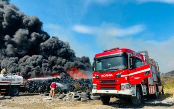 Viento complica combate a incendio en relleno sanitario de Ciudad Victoria