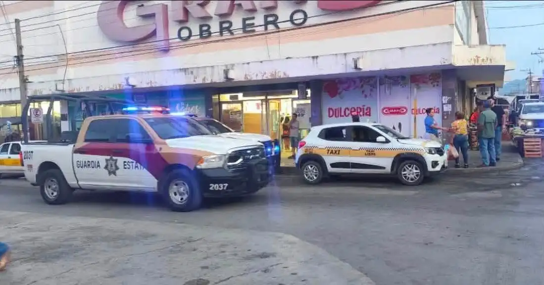 Mujer fallece al interior de una tienda en Ciudad Victoria