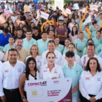 Carmen Lilia Canturosas marca precedente en Tamaulipas con ConéctAT: conectividad móvil gratuita para 10 mil universitarios
