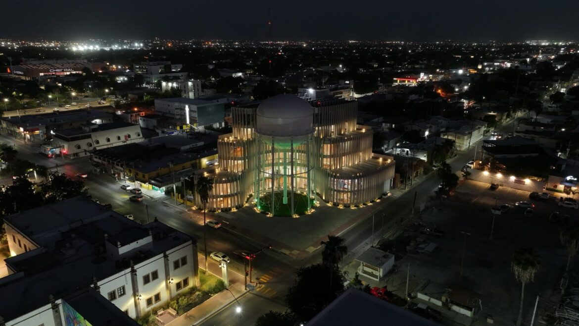 Carmen Lilia Canturosas transforma un ícono de Nuevo Laredo en un referente de ciencia y tecnología
