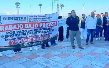 Trabajadores de IMSS-Bienestar protestan por desigualdad laboral en Ciudad Victoria