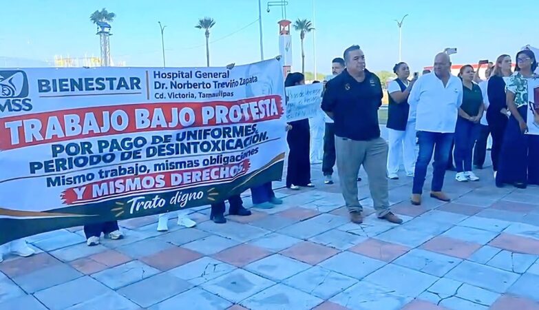 Trabajadores de IMSS-Bienestar protestan por desigualdad laboral en Ciudad Victoria
